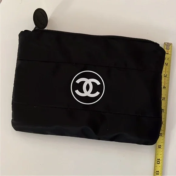 CHANEL BLACK Puffy Travel Make up Bag 12"x9" NEW - Picture 7 of 11